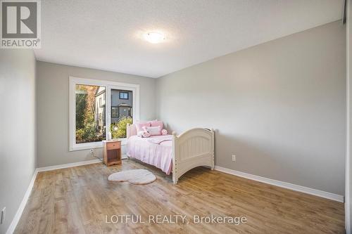 4 Spindle Way, Ottawa, ON - Indoor Photo Showing Bedroom
