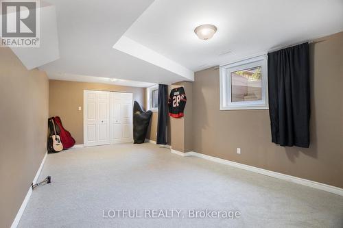 4 Spindle Way, Ottawa, ON - Indoor Photo Showing Other Room