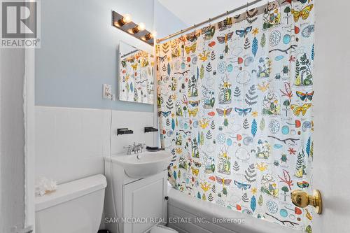 2430 - 2432 First Street, Burlington, ON - Indoor Photo Showing Bathroom