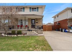 664 ROGER Street Sarnia, ON N7A 4A4