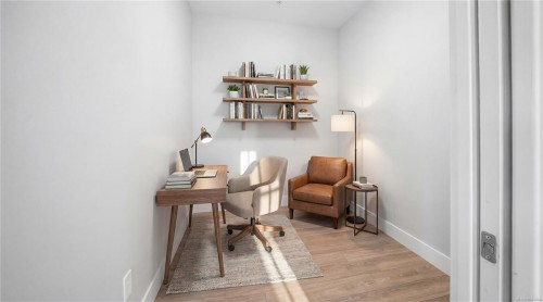 205-525 Third St, Nanaimo, BC - Indoor Photo Showing Office