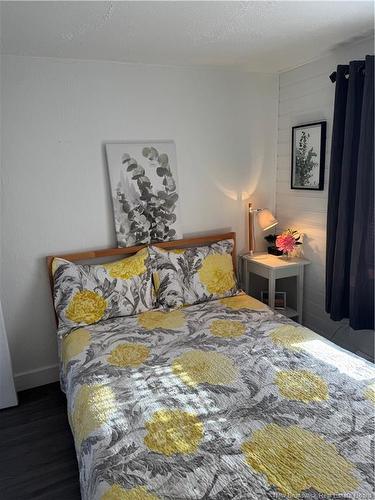 16 Fourth Ave, Pointe-Du-Chêne, NB 