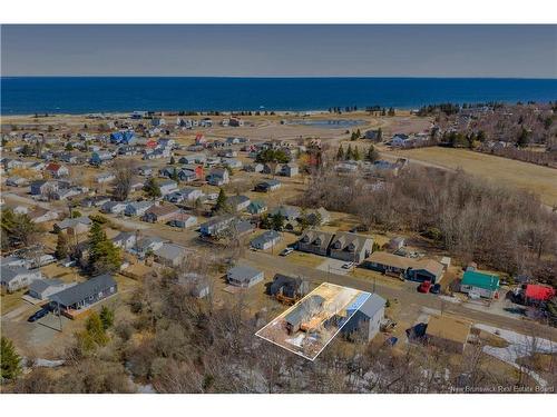 16 Fourth Ave, Pointe-Du-Chêne, NB 