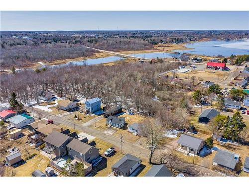 16 Fourth Ave, Pointe-Du-Chêne, NB 