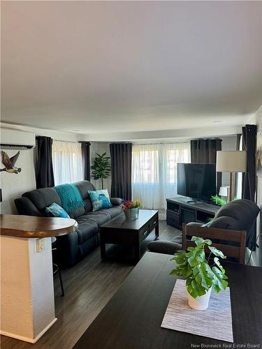 16 Fourth Ave, Pointe-Du-Chêne, NB 