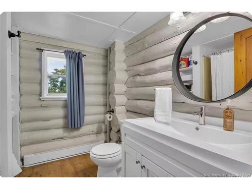 35 Hills Rd, Oak Bay, NB 