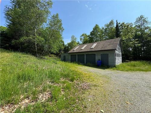 35 Hills Rd, Oak Bay, NB 