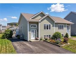 111 Holland DR Moncton, NB E1G 0X5