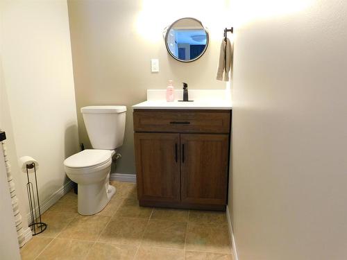 157 Harris Crescent, Dryden, ON - Indoor Photo Showing Bathroom