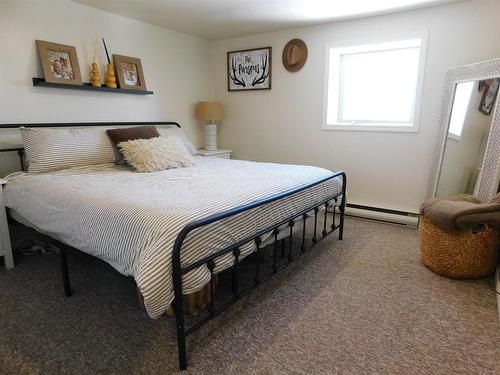 157 Harris Crescent, Dryden, ON - Indoor Photo Showing Bedroom