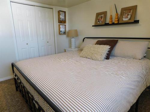 157 Harris Crescent, Dryden, ON - Indoor Photo Showing Bedroom
