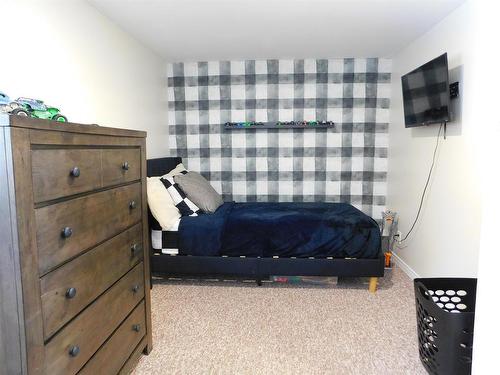 157 Harris Crescent, Dryden, ON - Indoor