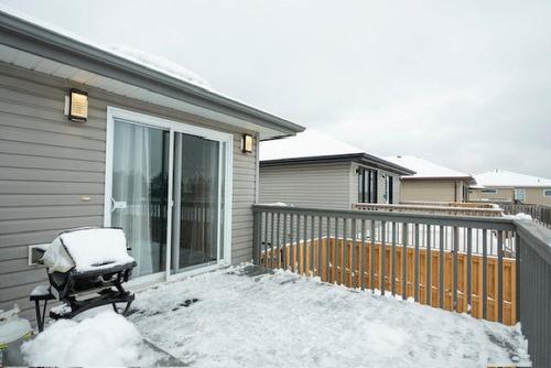 144 Cougar Crescent, Thunder Bay, ON - Outdoor With Deck Patio Veranda With Exterior