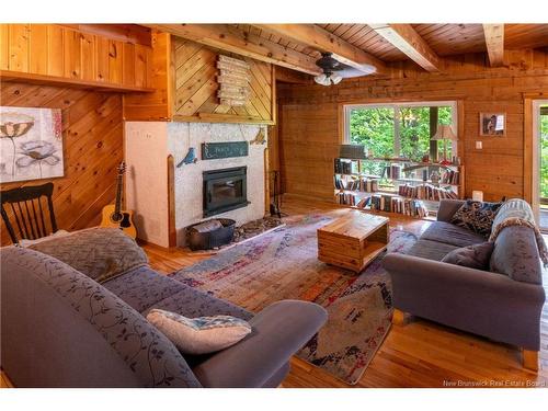 58 Buba'S Lane, Cains River, NB 