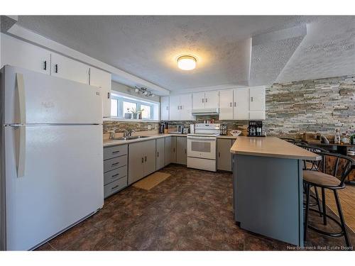 855 Walker St, Grand Falls, NB 