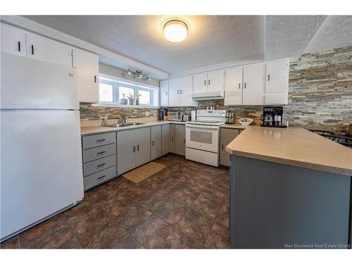 855 Walker St, Grand Falls, NB 