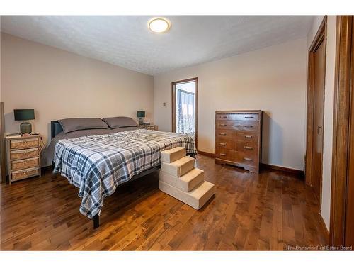 855 Walker St, Grand Falls, NB 