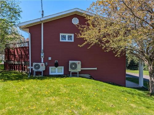 855 Walker St, Grand Falls, NB 
