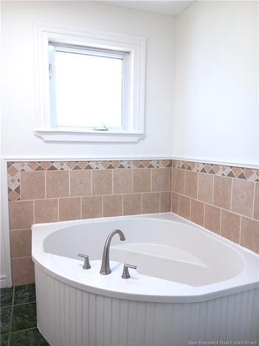 28 Mountain View Crescent, Oakland, NB 
