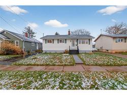 141 Atkinson Moncton, NB E1C 8M9