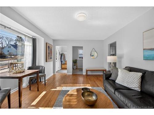 711 Kitchen St, Fredericton, NB 