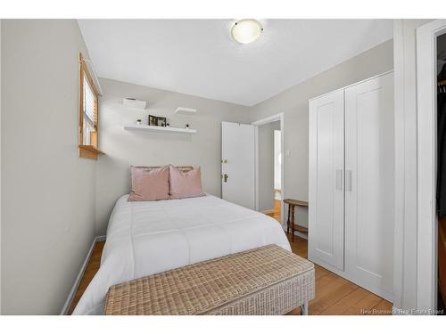 711 Kitchen St, Fredericton, NB 