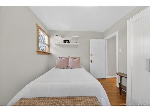 711 Kitchen St, Fredericton, NB 