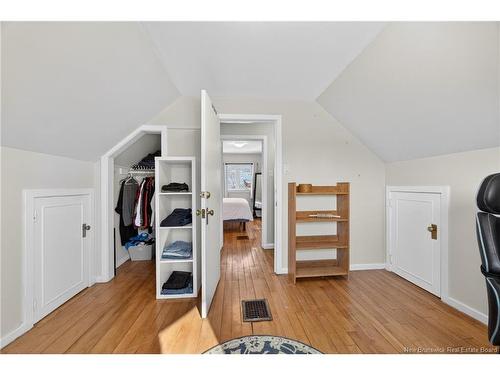 711 Kitchen St, Fredericton, NB 