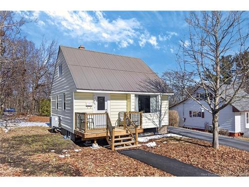 711 Kitchen St, Fredericton, NB 