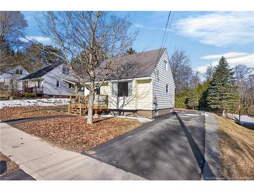 711 Kitchen St, Fredericton, NB 