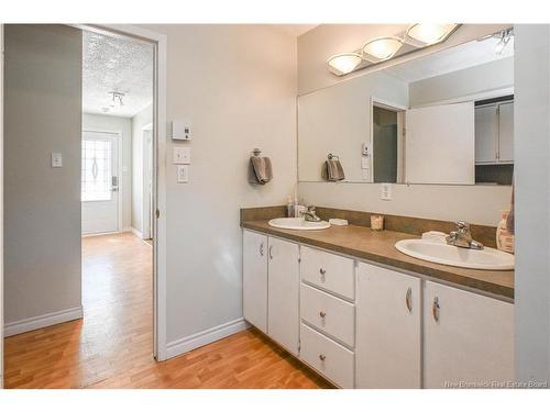 199 Saint-Simon Rd, Caraquet, NB 