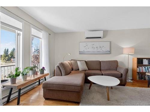 60 Amand Cres, Dieppe, NB 