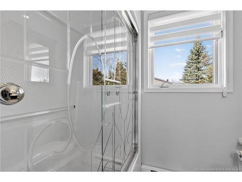 60 Amand Cres, Dieppe, NB 