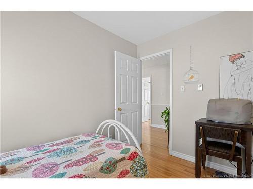 60 Amand Cres, Dieppe, NB 