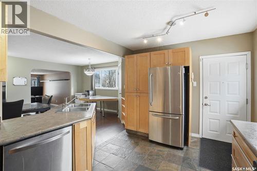 101 Fitzgerald Street, Saskatoon, SK - Indoor Photo Showing Kitchen