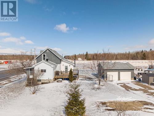 1006 Flos 4 Road E, Springwater, ON - Outdoor