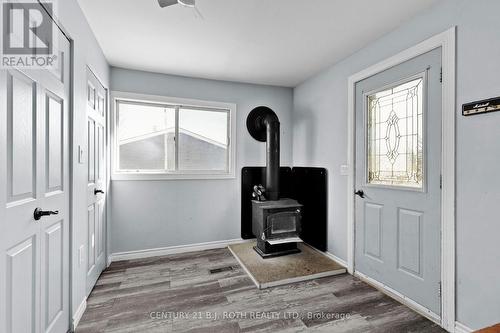 1006 Flos 4 Road E, Springwater, ON - Indoor Photo Showing Other Room