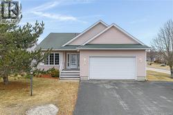 2 Alexscot Court Rothesay, NB E2E 6G5