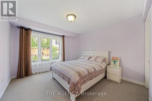 32 Timna Crescent, Vaughan, ON - Indoor Photo Showing Bedroom