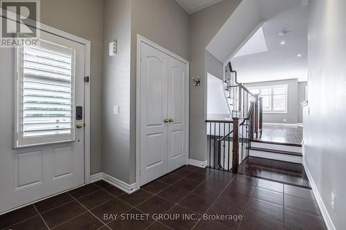 4 Courtland Crescent, East Gwillimbury, ON - Indoor Photo Showing Other Room