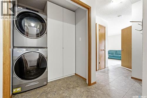 3242 Barton Place E, Regina, SK - Indoor Photo Showing Laundry Room