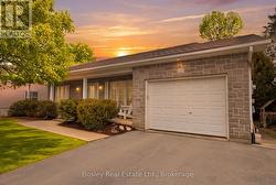 17 RIDGE CREEK DRIVE W Meaford, ON N4L 1L7