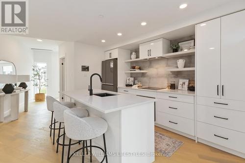 A110 - 2062 Lumen Drive, London South (South A), ON - Indoor Photo Showing Kitchen With Upgraded Kitchen