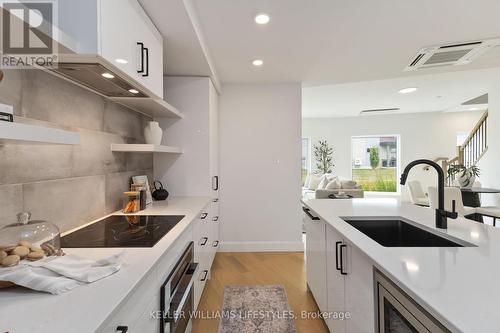 A110 - 2062 Lumen Drive, London South (South A), ON - Indoor Photo Showing Kitchen With Upgraded Kitchen