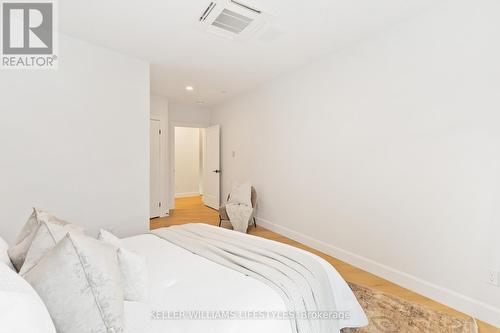 A110 - 2062 Lumen Drive, London South (South A), ON - Indoor Photo Showing Bedroom
