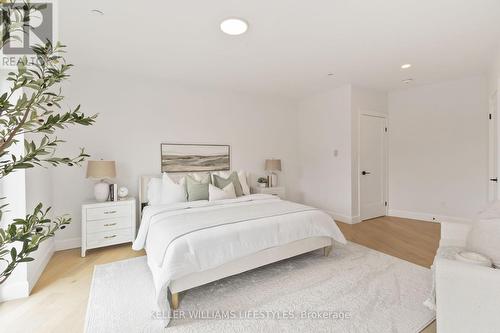 A110 - 2062 Lumen Drive, London South (South A), ON - Indoor Photo Showing Bedroom