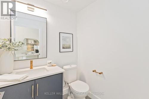 A110 - 2062 Lumen Drive, London South (South A), ON - Indoor Photo Showing Bathroom