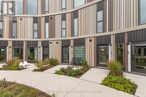 A110 - 2062 Lumen Drive, London South (South A), ON - Outdoor With Facade