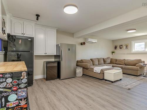 12 School Road, Elmsdale, NS 