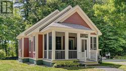 2 PINE FOREST LANE Prince Edward County (Athol Ward), ON K0K 1P0